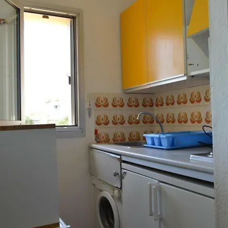 Studio Cap D'Agde, 1 Piece, 2 Personnes - Fr-1-249-359 Agde