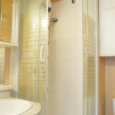 Studio Cap D'Agde, 1 Piece, 2 Personnes - Fr-1-249-359 * Agde
